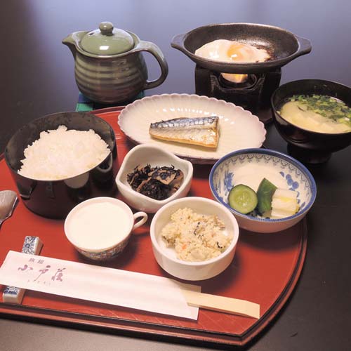 朝食